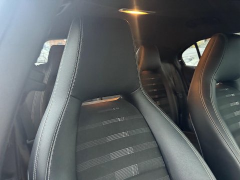 Mercedes-Benz A Class 1.5 A180d Sport Edition 7G-DCT Euro 6 (s/s) 5dr 24