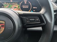 Porsche Taycan 4 CROSS TURISMO 22