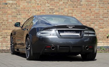 Aston Martin DBS 11
