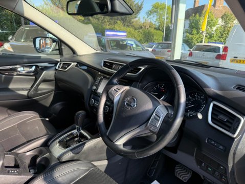 Nissan Qashqai 1.2 DIG-T Tekna XTRON 2WD Euro 6 (s/s) 5dr 17