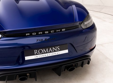 Porsche 718 Boxster Spyder 25