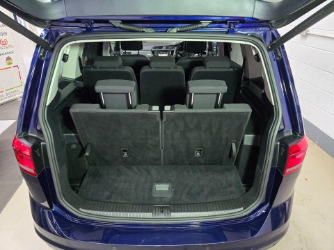 Volkswagen Touran 2.0 TDI BlueMotion Tech SE Family Euro 6 (s/s) 5dr 12