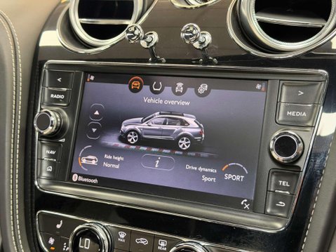 Bentley Bentayga 4.0 V8 SUV 5dr Petrol Auto 4WD Euro 6 (s/s) (550 ps) 52