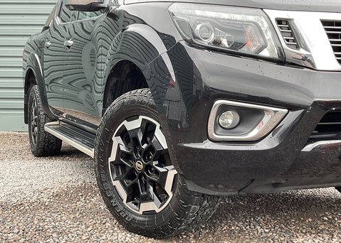 Nissan Navara DCI TEKNA SHR DCB 2