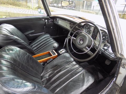 Mercedes-Benz SL Series 280 SL Pagoda (W113) 21