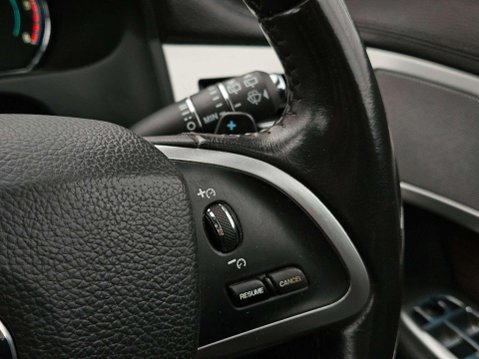 Jaguar XF 2.2d Luxury Sportbrake Auto Euro 5 (s/s) 5dr 19