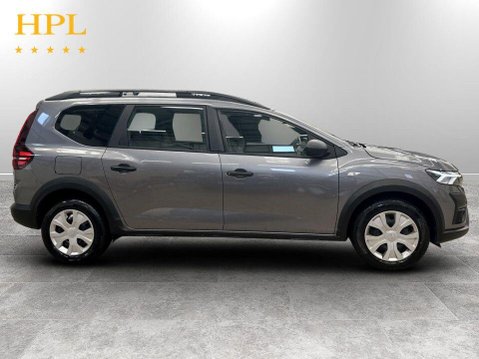 Dacia Jogger 1.0 TCe Essential MPV 5dr Petrol Manual Euro 6 (s/s) (110 ps) 8