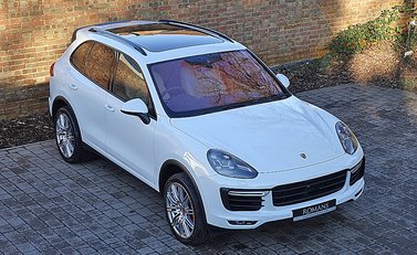 Porsche Cayenne Turbo 3