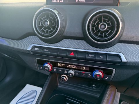 Audi Q2 1.4 TFSI CoD Edition 1 S Tronic Euro 6 (s/s) 5dr 12
