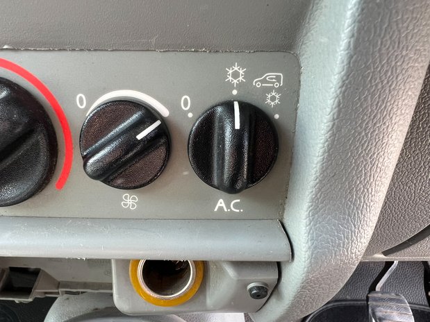 Renault Kangoo SWB L1H1 Low Roof Air Con NO VAT 29