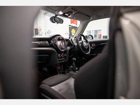 Mini Hatch 2.0 Cooper S Euro 6 (s/s) 3dr 69