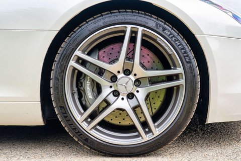 Mercedes-Benz SLS Coupe 6