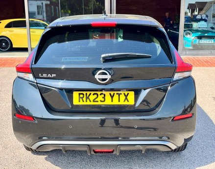 Nissan LEAF Leaf N-Connecta Electric 110Kw 39kWh (AUTOMATIC) 5dr 6