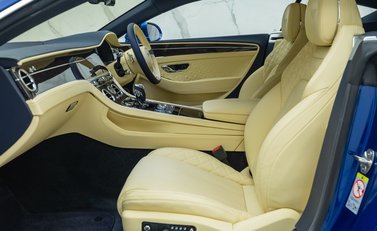 Bentley Continental GT W12 17