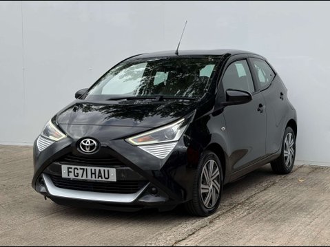 Toyota Aygo 1.0 Aygo X-Play TSS VVT-i 5dr 29
