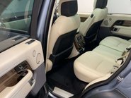 Land Rover Range Rover 3.0 Range Rover Vogue D MHEV Auto 4WD 5dr 17