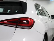 Mercedes-Benz A Class A 180 SPORT EXECUTIVE 42