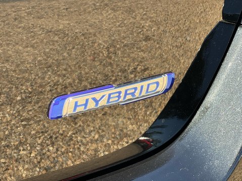 Suzuki Swift 1.2 Hybrid ULTRA 21