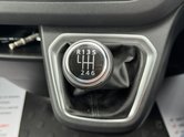Renault Trafic SWB L1H1 Low Roof Sport SL28 Air Con Alloys Sensors Cam EURO 6 40