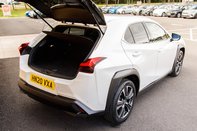 Lexus Ux 250H 37