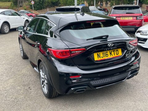 Infiniti Q30 1.5d Sport Euro 6 (s/s) 5dr 9