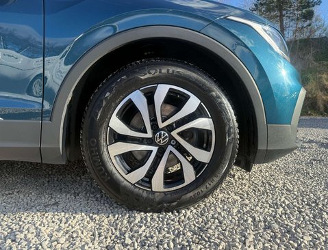 Volkswagen Tiguan 1.5 Tiguan Active TSi 5dr 9