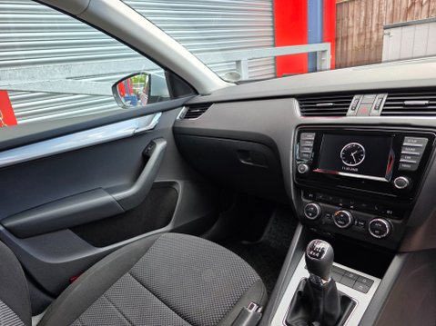 Skoda Octavia SE TDI 4X4 10