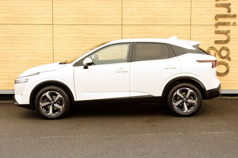 Nissan Qashqai DIG-T N-CONNECTA DCT MHEV 13