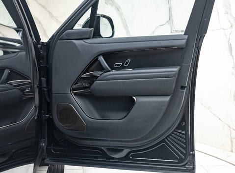 Land Rover Range Rover P615 SV 47