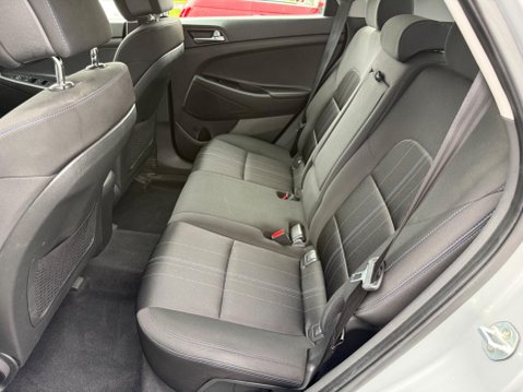Hyundai TUCSON 1.7 CRDi Blue Drive S Euro 6 (s/s) 5dr 17