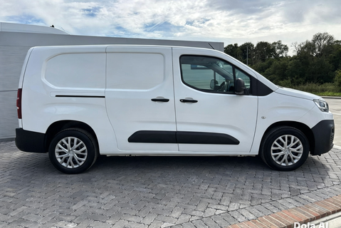 Citroen Berlingo 950 Enterprise XL 102 ps BlueHdi Panel Van 11