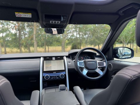 Land Rover Discovery 3.0 Discovery Metro Edition D MHEV Auto 4WD 5dr 24