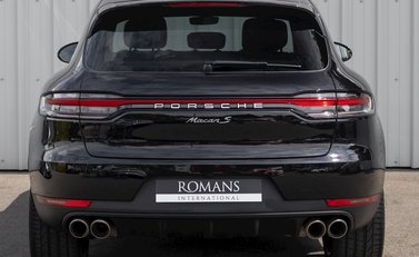 Porsche Macan S 5