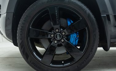 Land Rover Defender 90 V8 CARPATHIAN EDITION 28