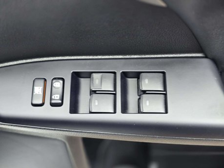 Lexus CT 1.8 200h Sport Hatchback 5dr Petrol Hybrid CVT Euro 6 (s/s) (136 ps) 23