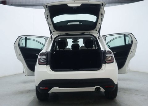 Fiat 600 1.2 600 La Prima HEV Auto 5dr 50