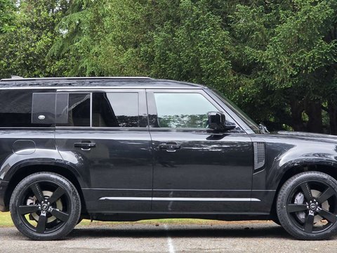 Land Rover Defender 2.0 Defender X-Dynamic HSE Auto 4WD 5dr 4