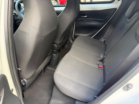 Toyota Aygo X VVT-I EDGE 54
