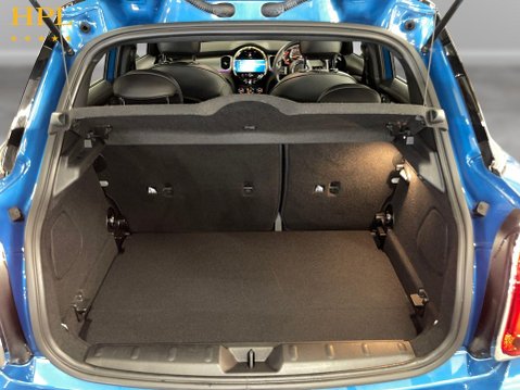 Mini Hatch 1.5 Cooper Exclusive Hatchback 5dr Petrol Manual Euro 6 (s/s) (136 ps) 21