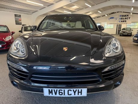 Porsche Cayenne 3.0 TD V6 SUV 5dr Diesel Tiptronic 4WD Euro 5 (s/s) (240 ps) 1