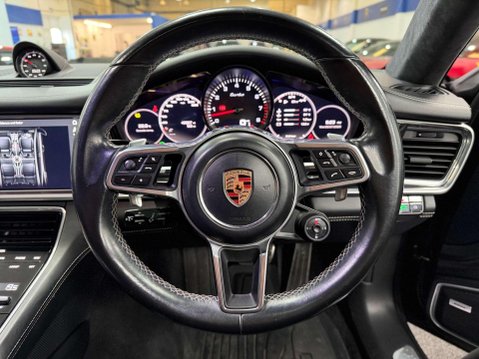 Porsche Panamera 4.0T V8 Turbo Saloon 5dr Petrol PDK 4WD Euro 6 (s/s) (550 ps) 29