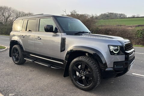 Land Rover Defender 110 D300 Hard Top HSE with Rear Seat Conversion - Black Pack 5