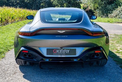 Aston Martin Vantage 4.0 Vantage V8 Auto 3dr 19