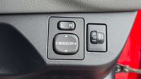 Toyota Yaris 1.5 VVT-i Icon Hatchback 5dr Petrol CVT Euro 6 (111 ps) 42
