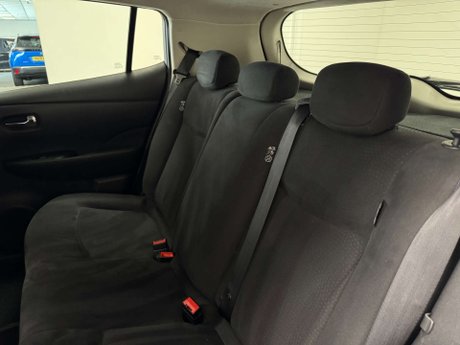 Nissan LEAF Leaf Black Edition 5dr 24