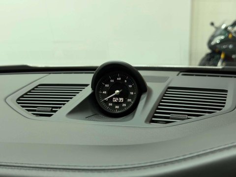 Porsche 911 3.0T 992 Carrera 4 GTS Coupe 2dr Petrol PDK 4WD Euro 6 (s/s) (480 ps) 64