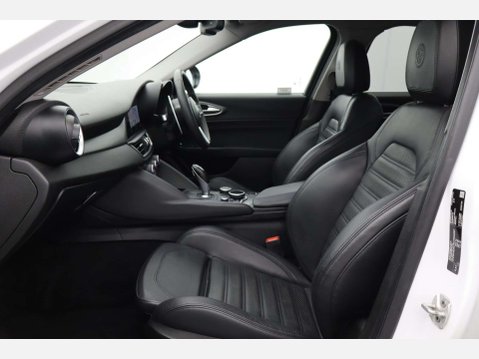 Alfa Romeo Giulia 2.1 Giulia Speciale TD Auto 4dr 51
