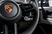 Porsche Cayenne GTS. WARRANTY. HUD. PANORAMIC ROOF. COMFORT ACCESS. BOSE. S/CHRONO. 38