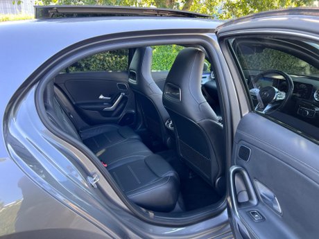 Mercedes-Benz A Class 2.0 A35 AMG (Premium Plus) SpdS DCT 4MATIC Euro 6 (s/s) 5dr 38