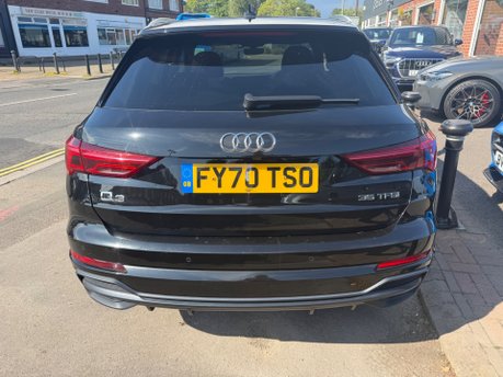 Audi Q3 TFSI S LINE MHEV 9